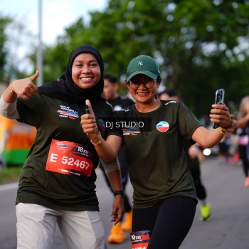 Runner Photo 4139200