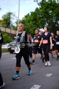 Runner Photo 4139362