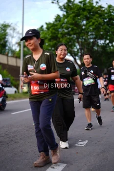 Runner Photo 4139379