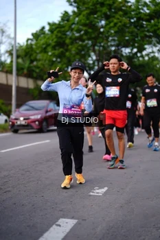 Runner Photo 4139385