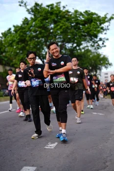 Runner Photo 4139393