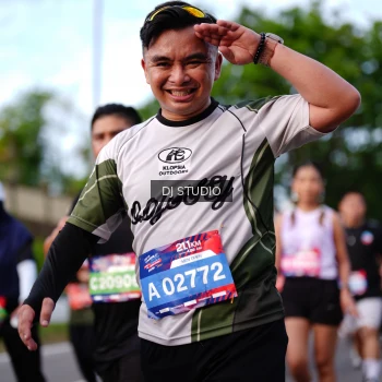 Runner Photo 4139413
