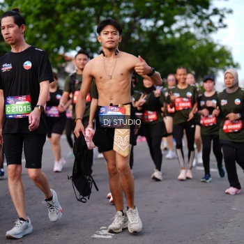 Runner Photo 4139424