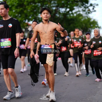 Runner Photo 4139425