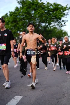 Runner Photo 4139427