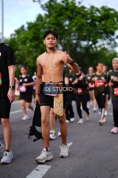 Runner Photo 4139428