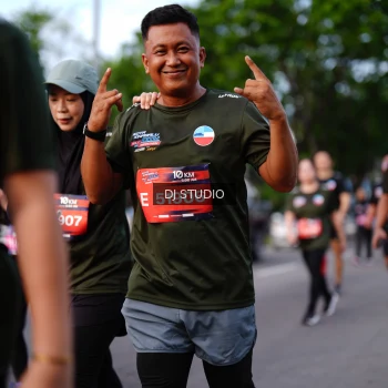 Runner Photo 4139452