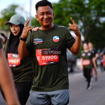 Runner Photo 4139453