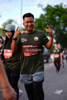 Runner Photo 4139455