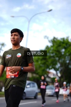 Runner Photo 4139457