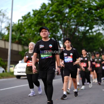 Runner Photo 4139463