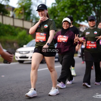 Runner Photo 4139476