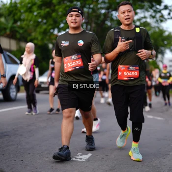 Runner Photo 4139506