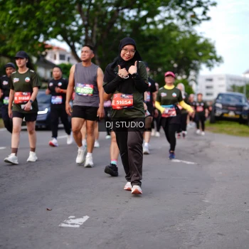Runner Photo 4139515