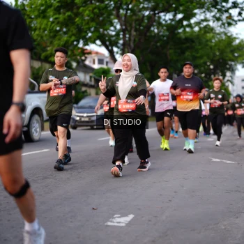 Runner Photo 4139529
