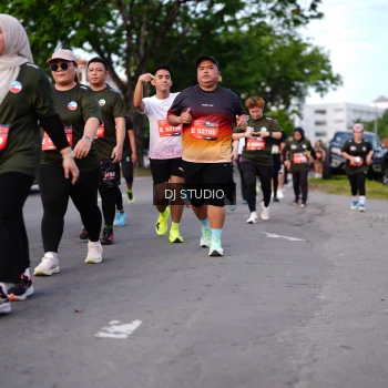 Runner Photo 4139534