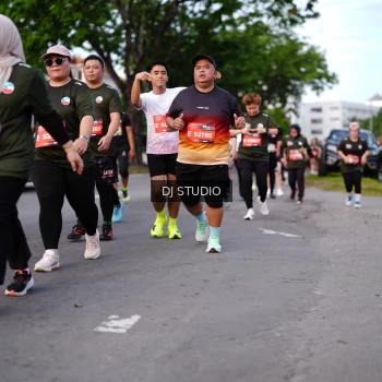 Runner Photo 4139535