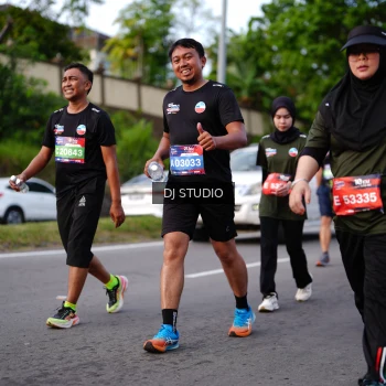 Runner Photo 4139548