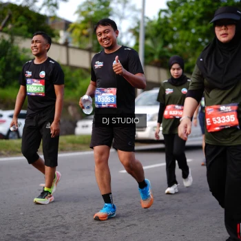 Runner Photo 4139550