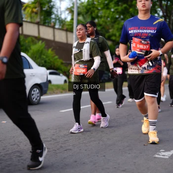 Runner Photo 4139573