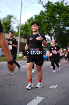 Runner Photo 4139594