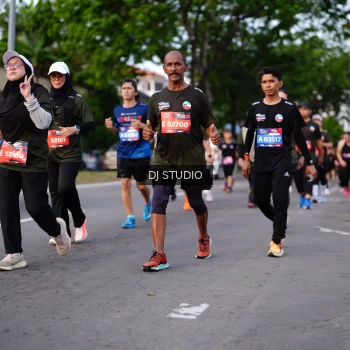 Runner Photo 4139598