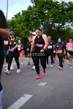 Runner Photo 4139619