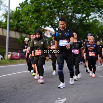 Runner Photo 4139630