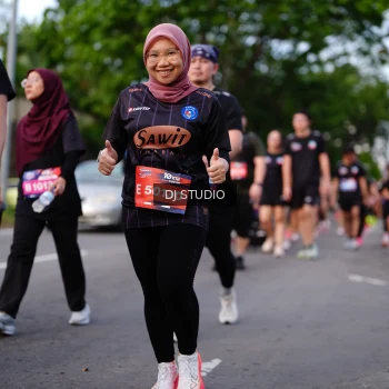 Runner Photo 4139635