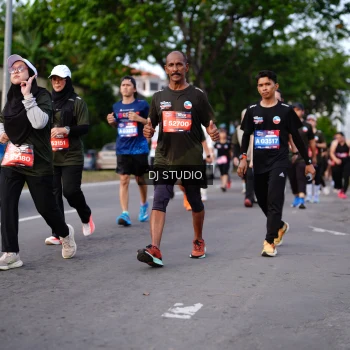 Runner Photo 4139654