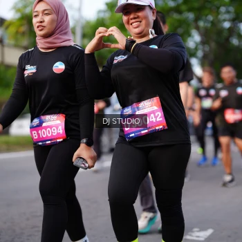 Runner Photo 4139679