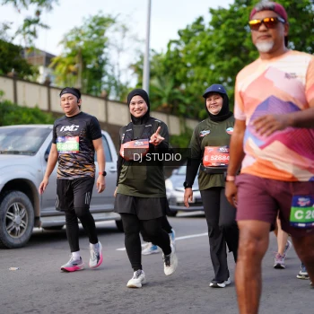 Runner Photo 4139693