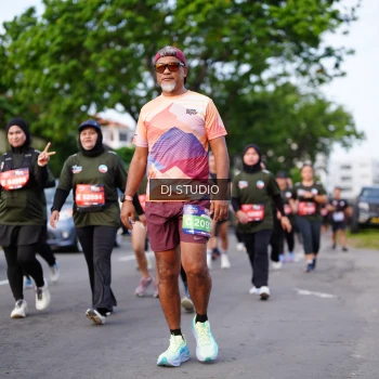 Runner Photo 4139695