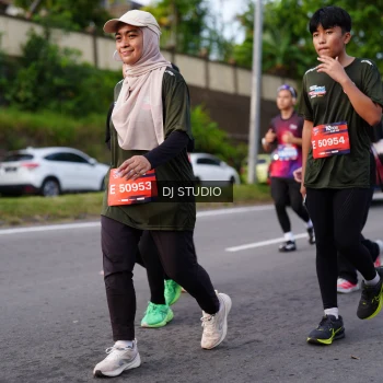 Runner Photo 4139756