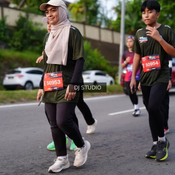 Runner Photo 4139759