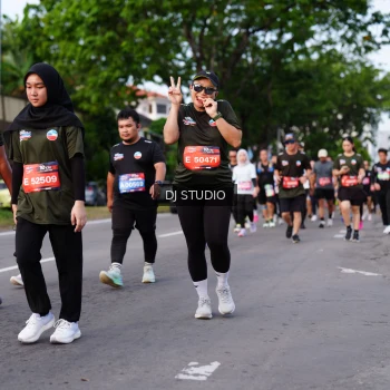 Runner Photo 4139777