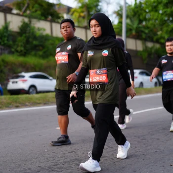 Runner Photo 4139778