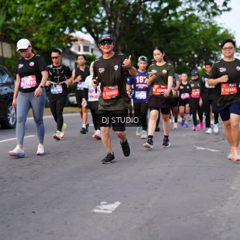 Runner Photo 4139783