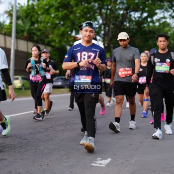 Runner Photo 4139796