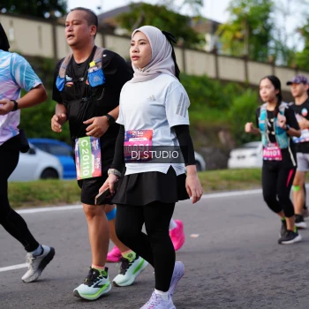 Runner Photo 4139802