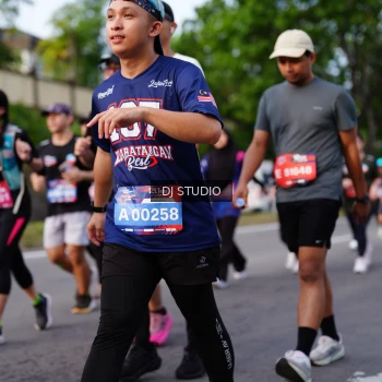 Runner Photo 4139809