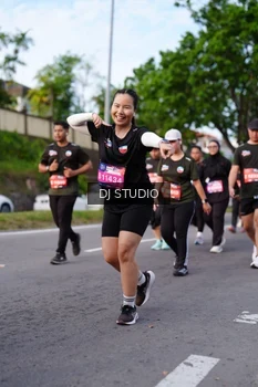 Runner Photo 4139868