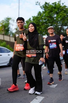 Runner Photo 4139935