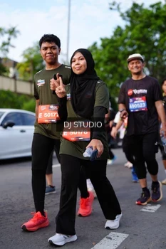 Runner Photo 4139937