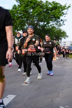 Runner Photo 4139961