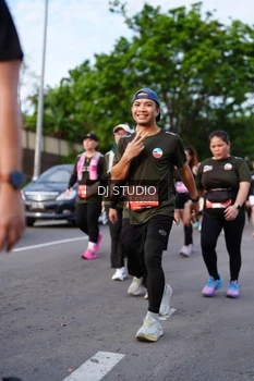Runner Photo 4139966