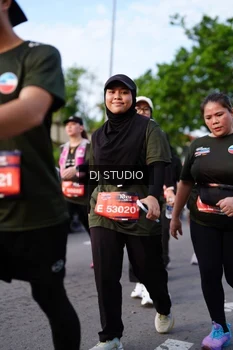 Runner Photo 4139968