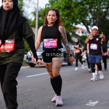 Runner Photo 4139973