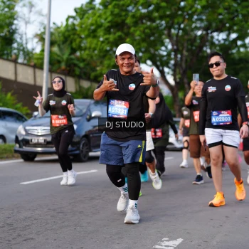 Runner Photo 4139976