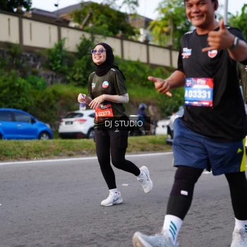 Runner Photo 4139981